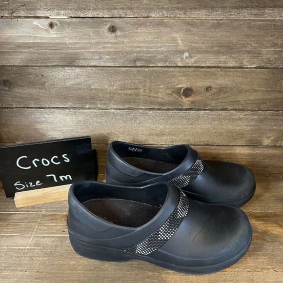 Womens Crocs Neria Pro II 2 Black Embellished Clog Mules Shoes Size 7 M GUC - Picture 1 of 6